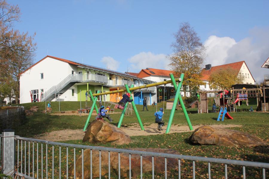 Foto: Kindertagesstätte Kleine Immen - Spielplatz