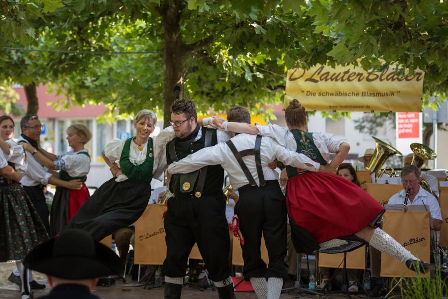Tänze bei der festlichen Eröffnung 2017