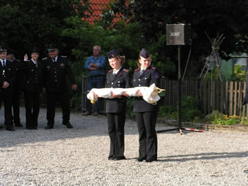 100 Jahrfeier der FFW-Niehuus 04.06.2004 Niehuus