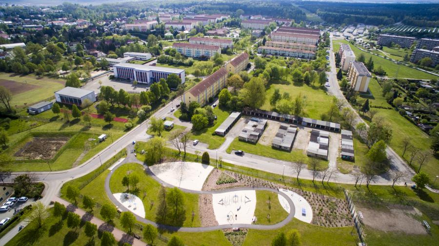 Luftbild Seespielplatz und GutsMuths Grundschule