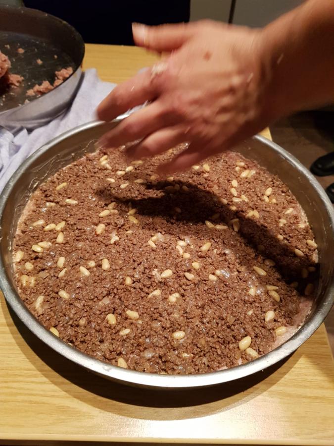 Tepsi Köfte