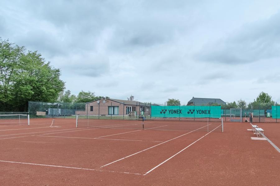 Tennisplatz 3