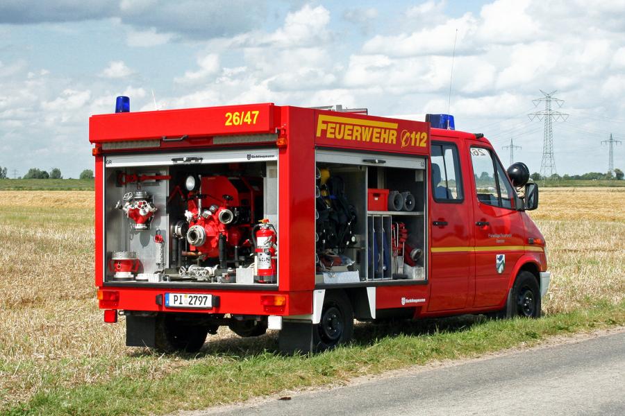 Tragkraftspritzenfahrzeug TSF (Foto: www.bos-pinneberg.de)