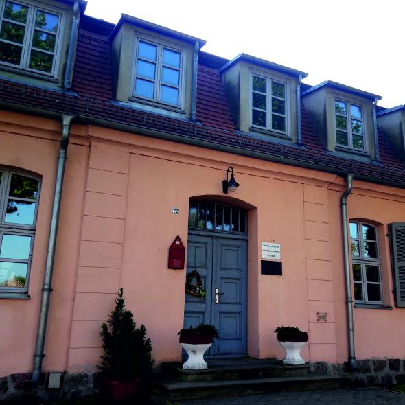 Webhaus - Front