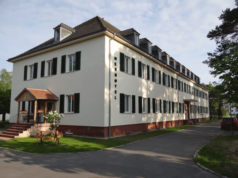 Wohn- und Gästehaus MENNOTEL