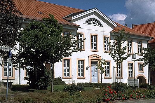 Das Zonengrenz-Museum in Helmstedt ist der Ausgangspunkt für Ihre Exkursion