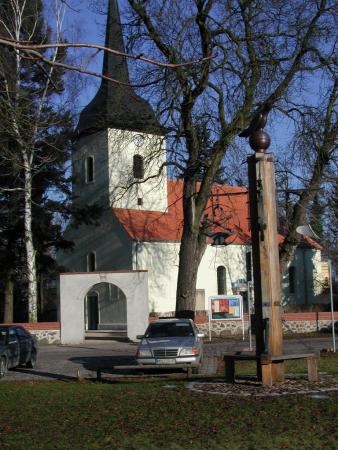 Kirche Fredersdorf und Wappenbaum