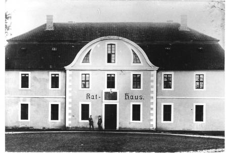 Rathaus Hötensleben 1925.jpg