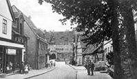 Burgstraße mit dem Amtshaus 1930