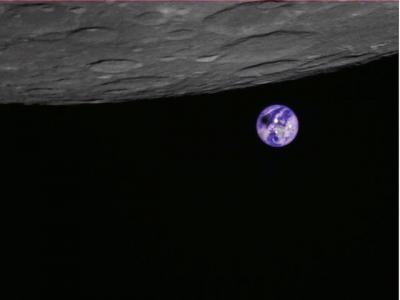 Die Erde vom Mond aus gesehen