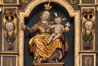 Epitaph in St. Benedikt: Maria mit Kind
