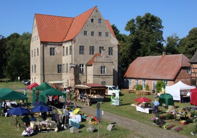 Sommermarkt in Ludwigsburg (Urheber: Archiv Förderverein)