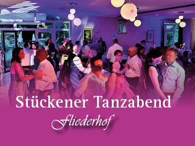 Bild vom Saal beim Tanzen © fliederhof (Bild vergr&ouml;&szlig;ern)
